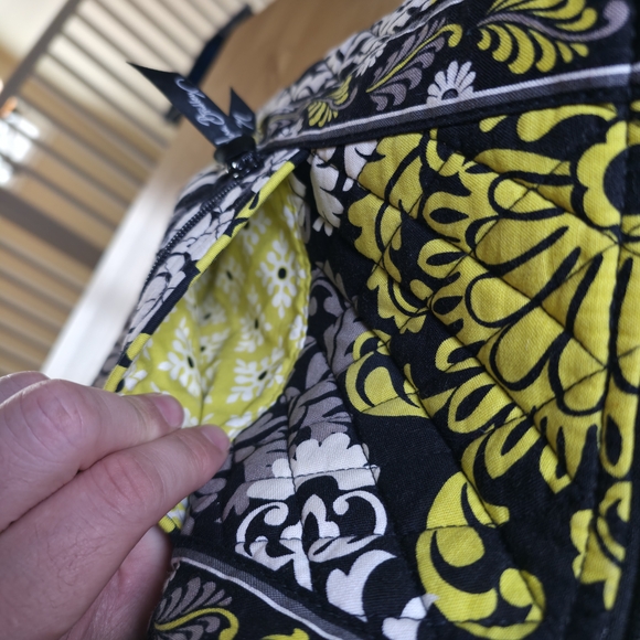 Retired Vera Bradley Quilted Hipster Crossbody Baroque Yellow Black White Bag - Picture 5 of 6